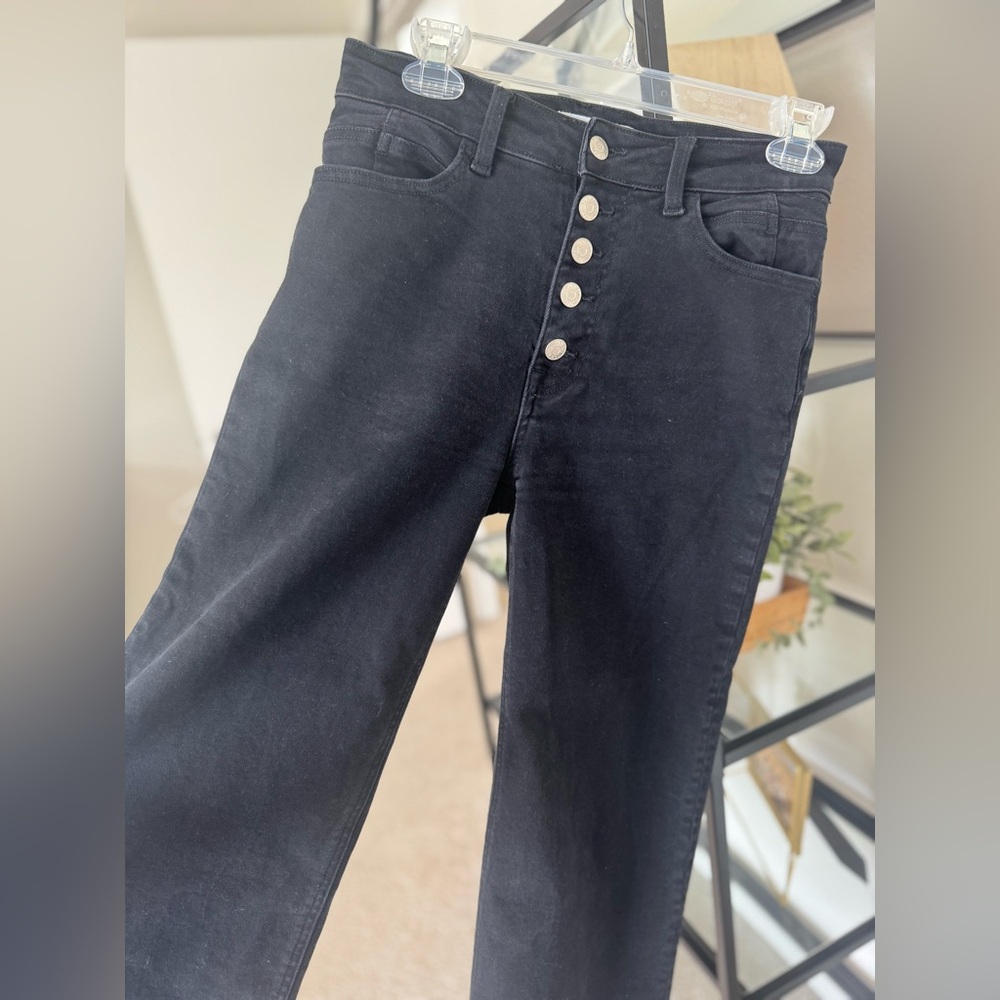 Black wide leg crop raw hem jeans